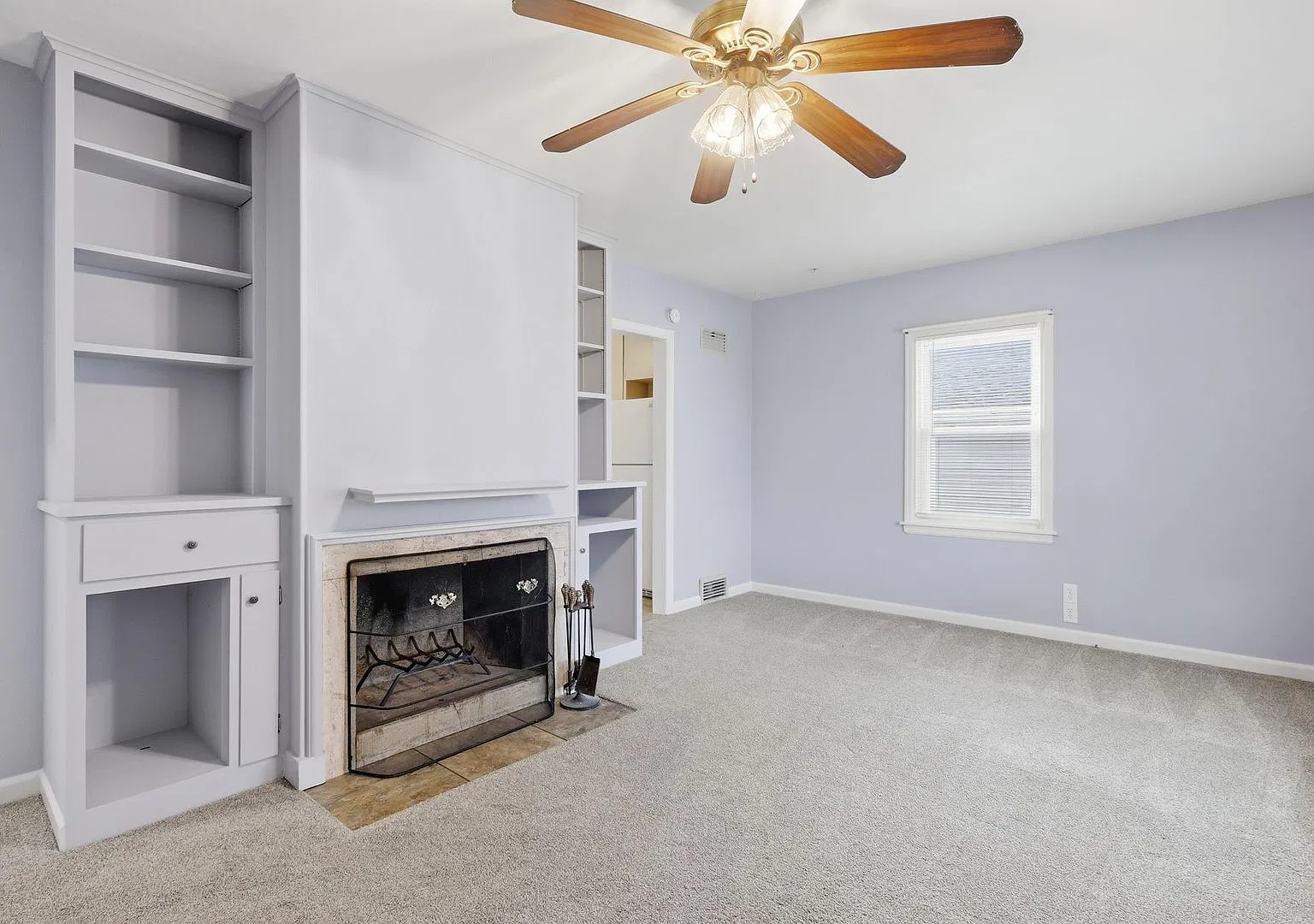 Updated 2 Bedroom Home For Rent! 2506 17th St., Rock Island, Il - $250 Off First Month's Rent — Photo 4