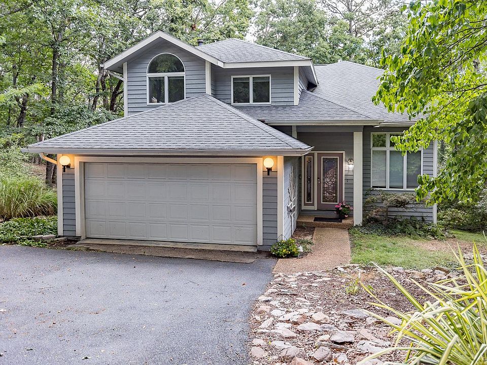 1st image of 3225 Hopkins Dr