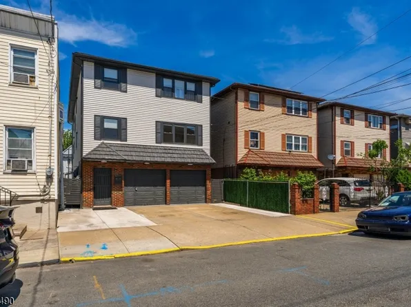 104 Marne St, Newark, NJ 07105