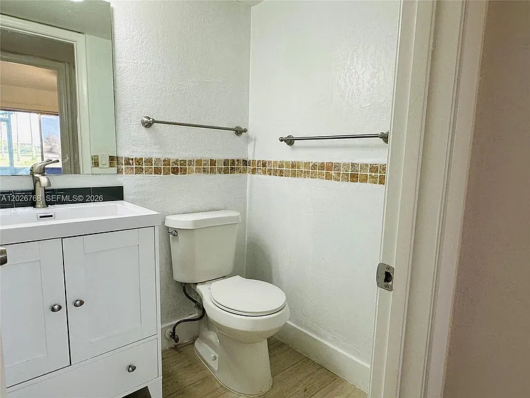 850 SW 133rd Ter #105B — Photo 20