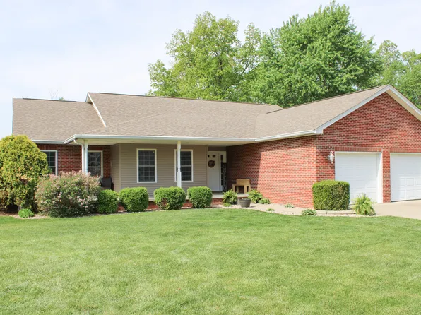 1675 W Twin Oaks Dr, North Vernon, IN 47265