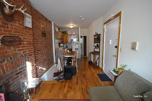 Rented by Swythe, Inc. | media 18