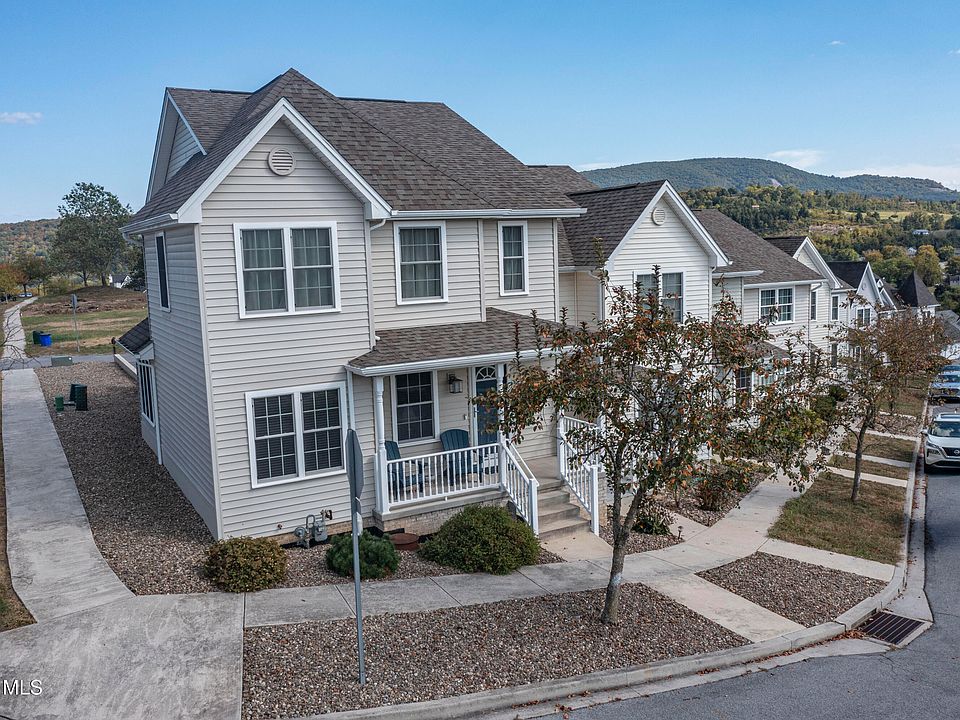1st image of 614 Baldwin Ln