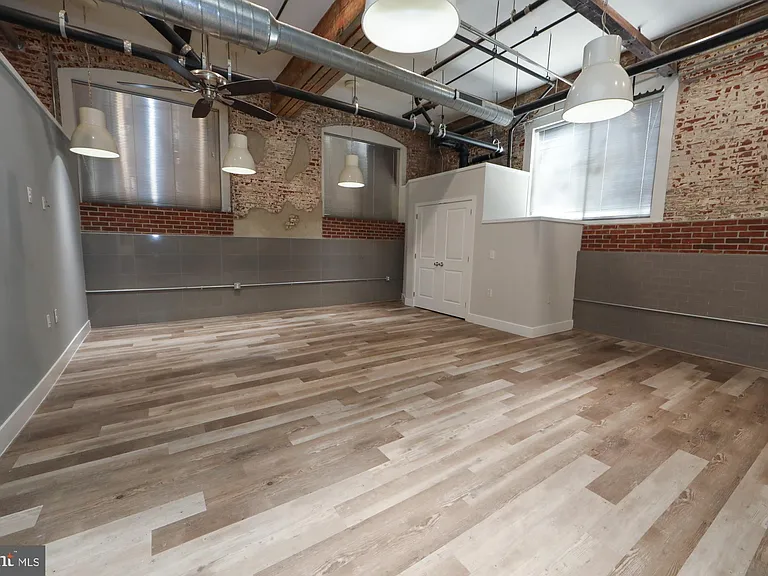1822 E Glenwood Ave #101 — Photo 14