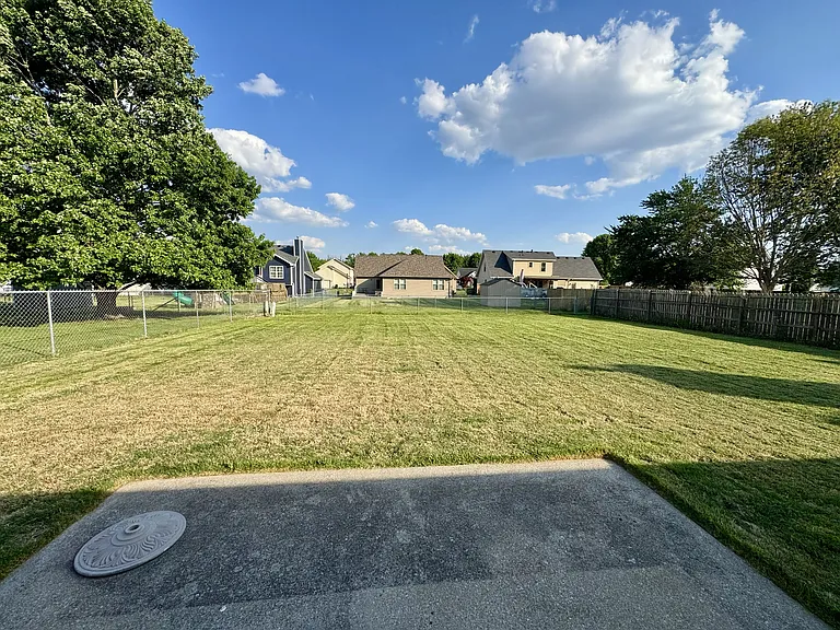 2406 Kingsfield St — Photo 24