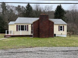 2504 Hardins Run Rd, New Cumberland, WV 26047