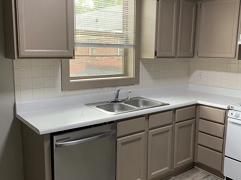 2914 Haywood Ave #N — Photo 4