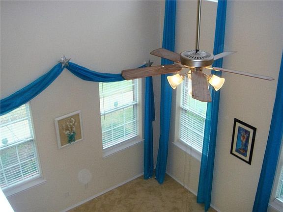 3rd image of 3133 Stone Forest Cir