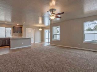 734 S Weston Creek Loop, Nampa, ID 83686