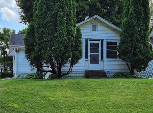 577 Upton Ave, Springfield, MI 49037