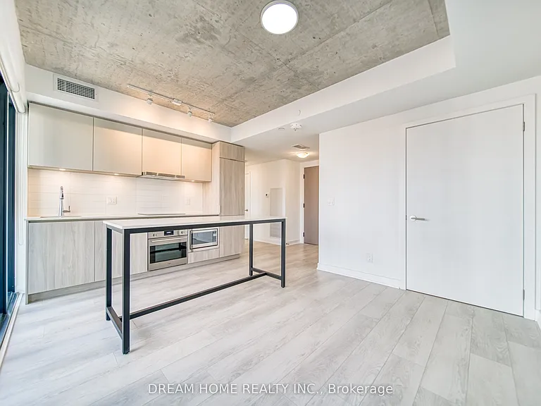 47 Mutual St #1004 — Photo 9