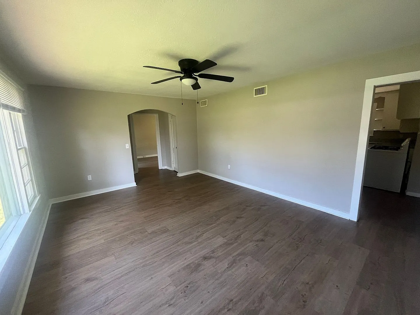 3 Bedroom 1 Bath home in Kensett — Photo 3