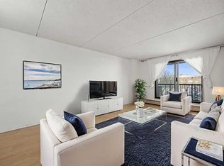 5204 SW Dalton Dr NW #514, Calgary, AB T3A 3H1