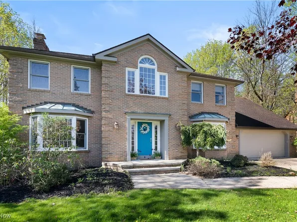 32280 Wintergreen Dr, Solon, OH 44139