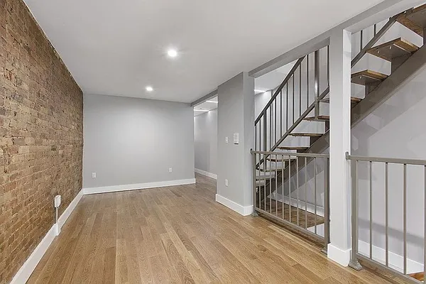 Rented by Merileads Inc. | media 3