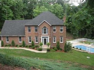 134 Whispering Woods Rd, Charleston, WV 25304
