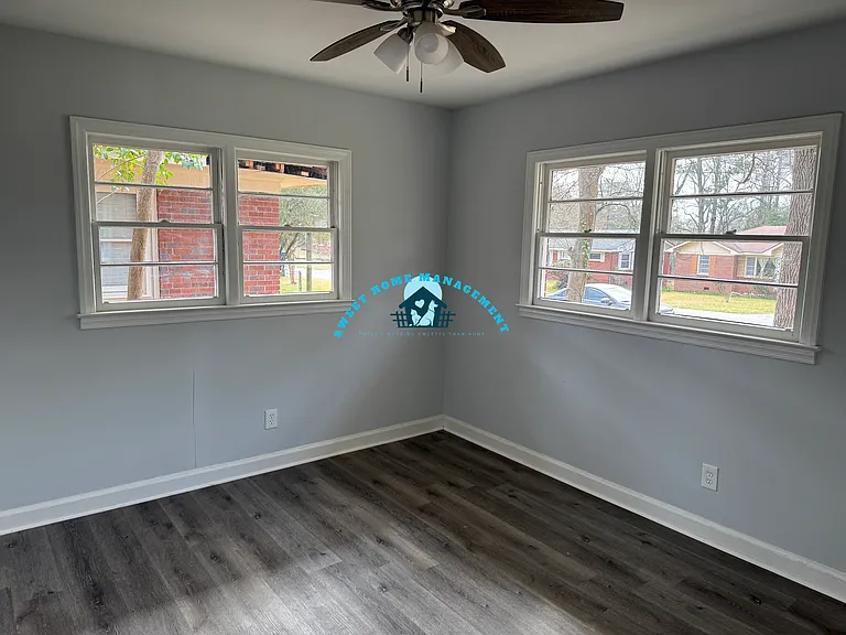 388 Olsen Ave — Photo 7