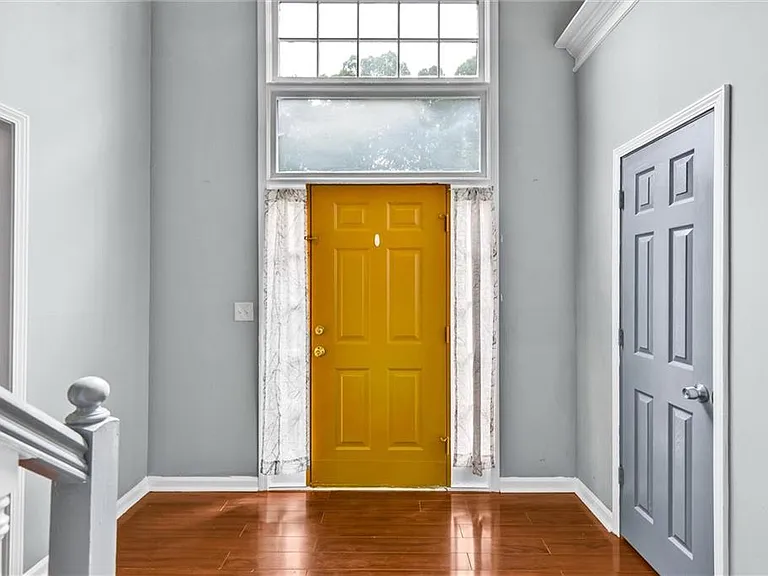 514 Rams Ct — Photo 5