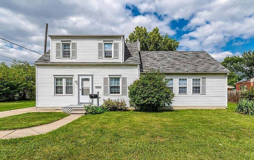 1st image of 29222 James St
