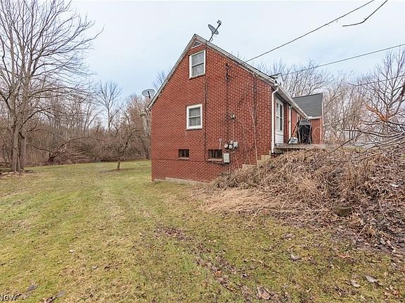 3rd image of 35206 Center Ridge Rd