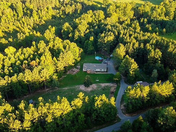 2nd image of 3701 Redman Rd