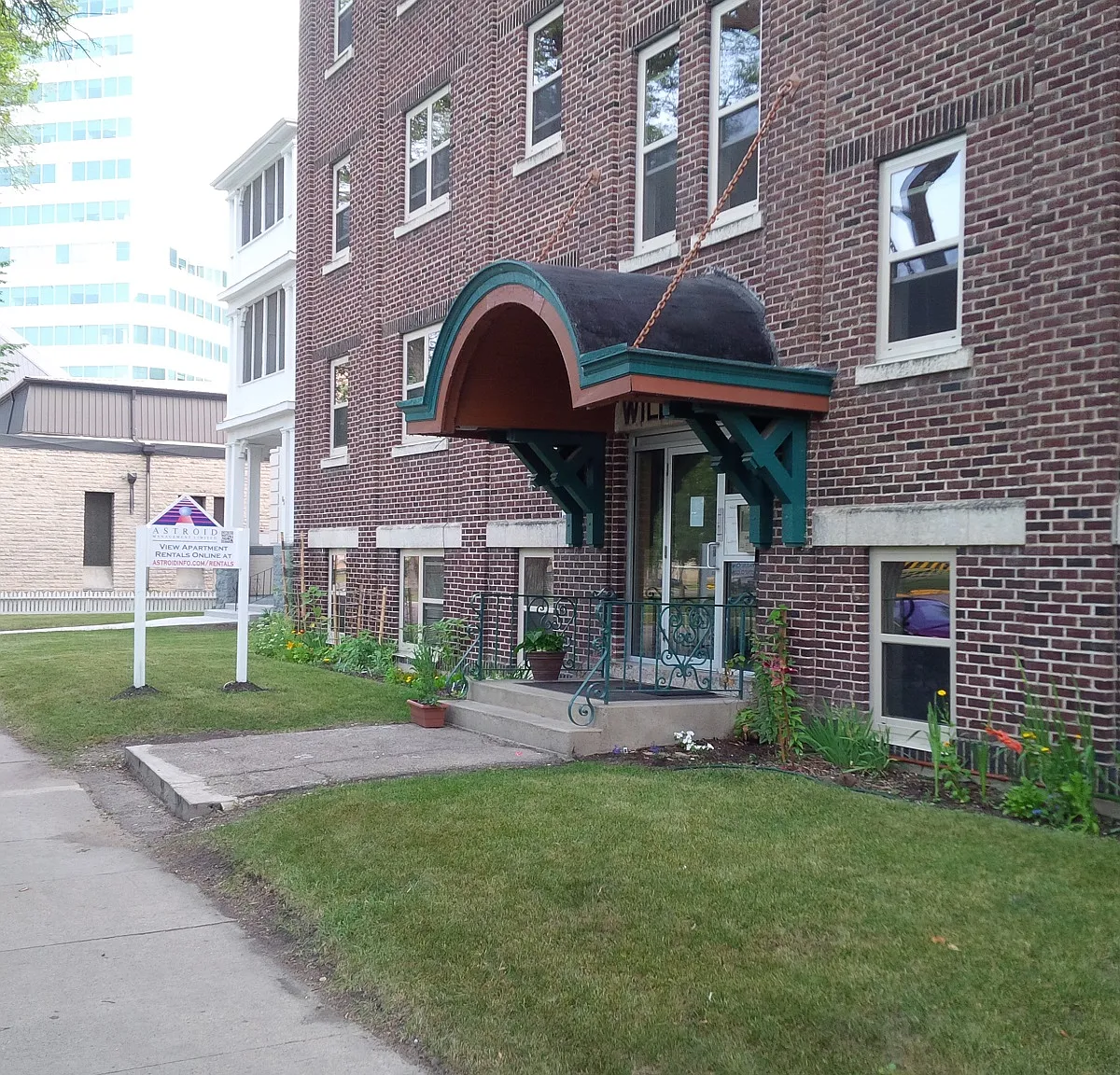 75 Kennedy — Photo 3