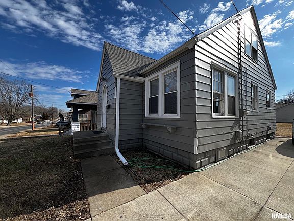 3rd image of 1212 W Nowland Ave