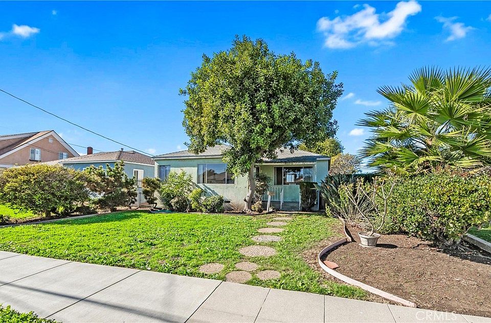 1st image of 12235 Menlo Ave