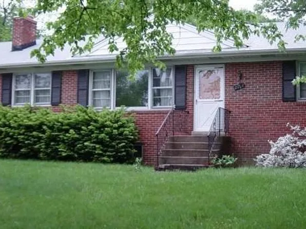 2221 Tonga Dr, Fort Washington, MD 20744