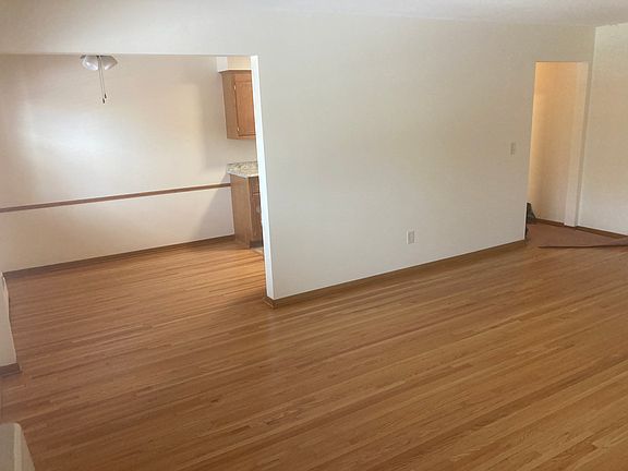 4th image of 3105 Heritage Dr #Dc9fa2dc7