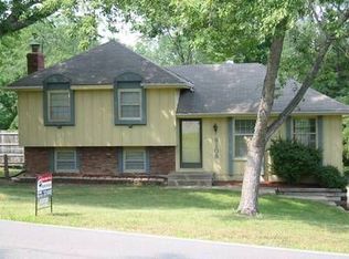 8108 E 99th St, Kansas City, MO 64134