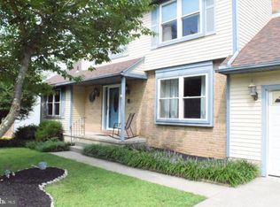 1751 Congress Dr, Turnersville, NJ 08012