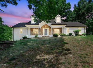 31 Dundee Pl, Sharpsburg, GA 30277