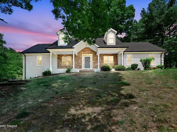 31 Dundee Pl, Sharpsburg, GA 30277