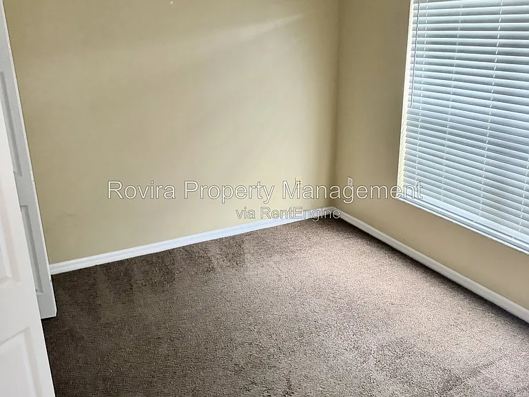1326 Aguacate Ct — Photo 10