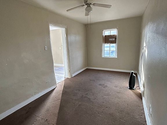 4th image of 470 S Foch St #5