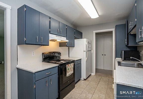 2nd image of 38 Library Lane #38