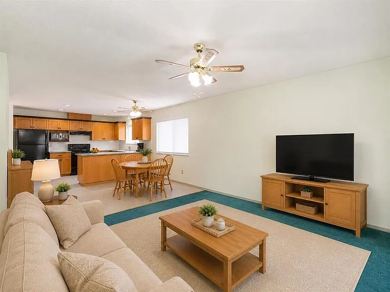 1378 Kenney St — Photo 24
