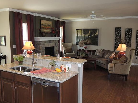 4th image of 412 Fieldstone Dr #L-0016
