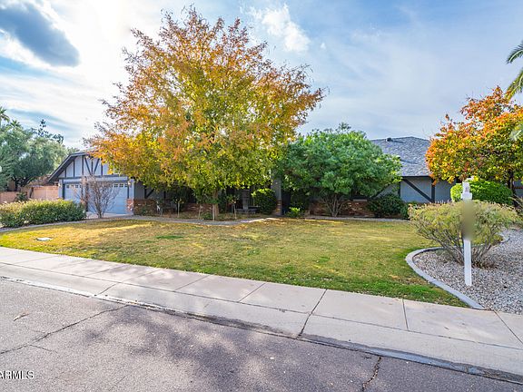 3rd image of 6506 S Kenwood Ln