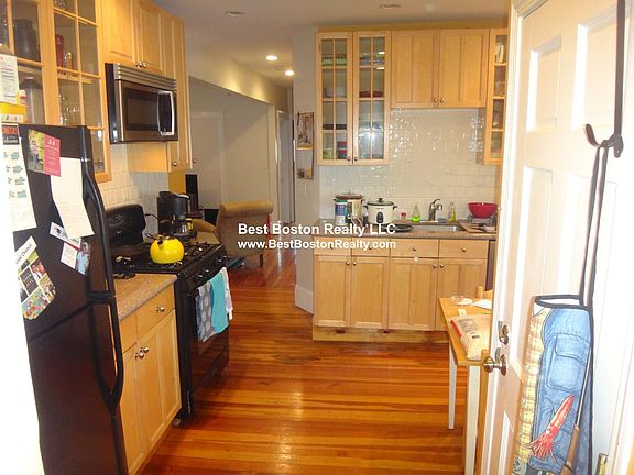 2nd image of 292 Boston Ave #C3