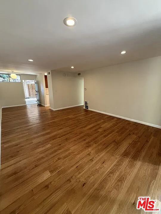 1 bed, 1.0 bath, 650 sqft, $2,400 — Photo 4