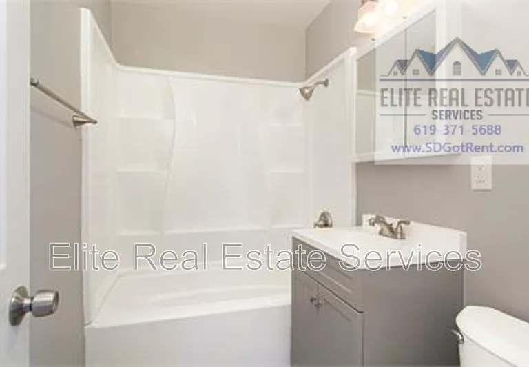 6371 Osler St — Photo 12