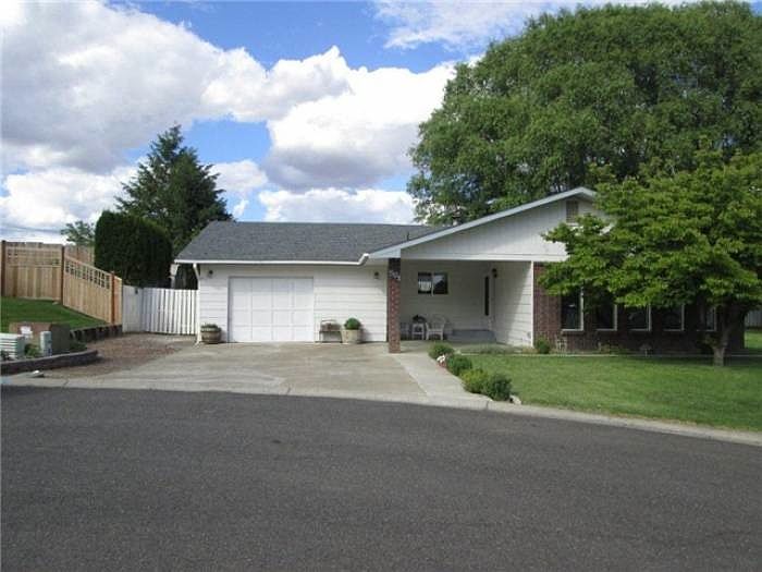 1st image of 501 Baker Dr