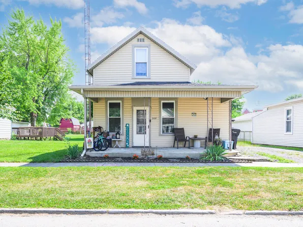 208 E Main St, Belle Center, OH 43310