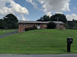 909 Remine Ave, Greeneville, TN 37745