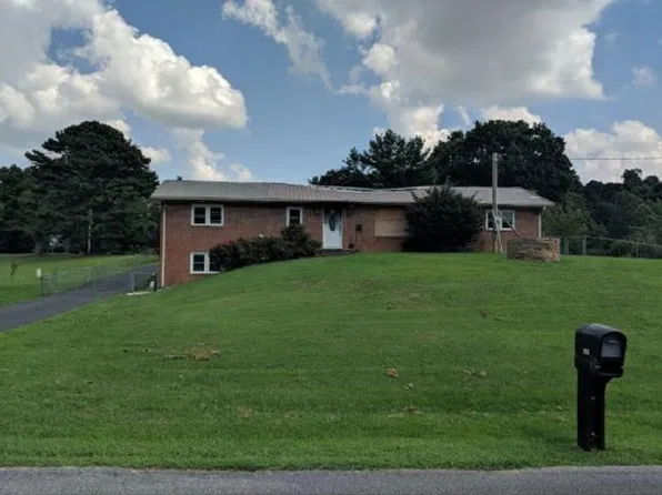909 Remine Ave, Greeneville, TN 37745