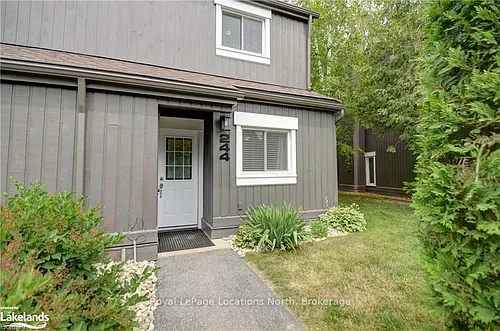 15 Harbour St W #244 Photo 1
