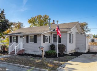 240 G St, Carneys Pt, NJ 08069