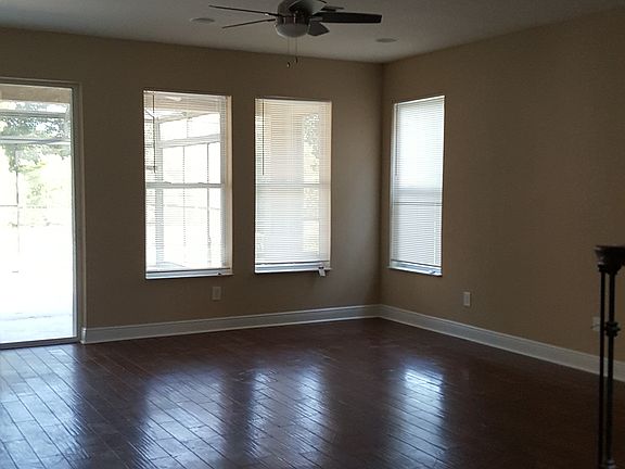 3rd image of 7960 Camden Woods Dr